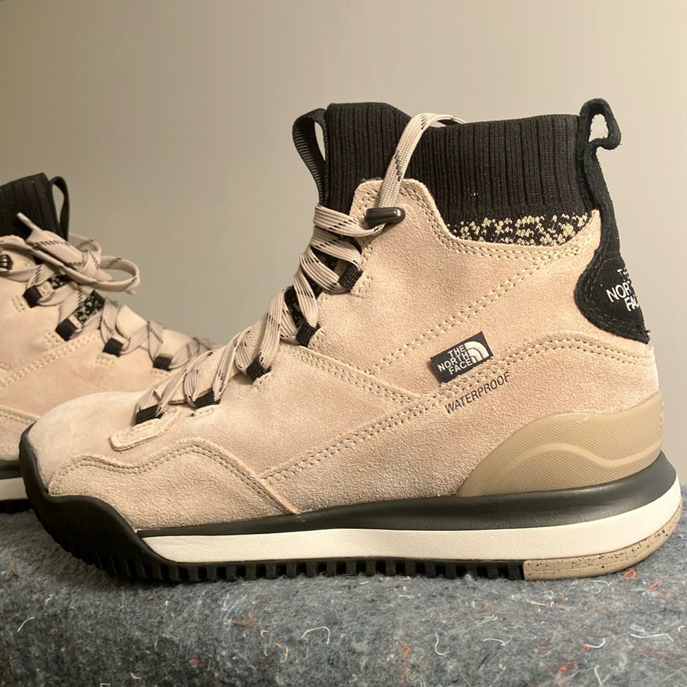 The north face back to Berkeley 3’s